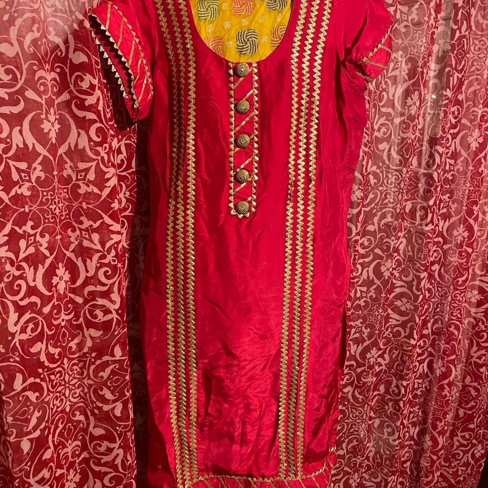 Punjabi salwar suit
